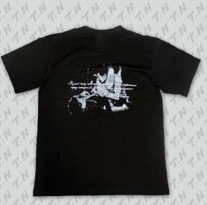 Sort bomuld T-shirts med skærmtryk